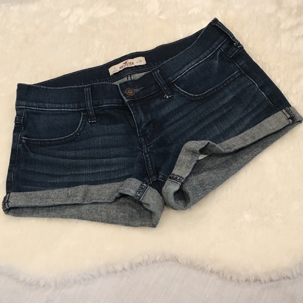 Hollister | Cuffed Denim Shorts - Picture 2 of 6